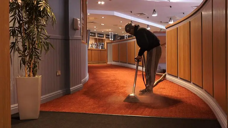 Commercial carpet cleaning services